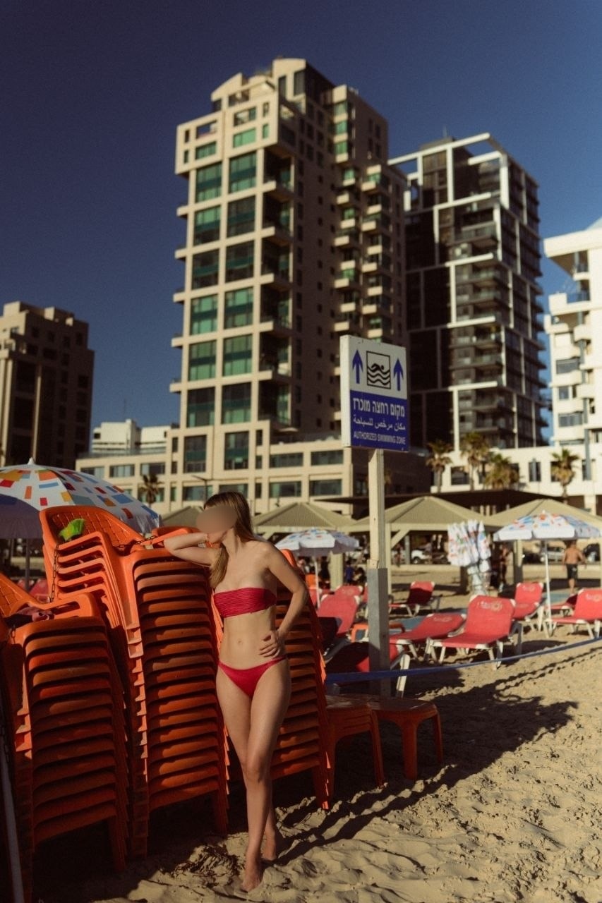 קרוליינה -בת 32 בחורה חברה אמיתית ספורטיבית בלונדינית-בתל אביב